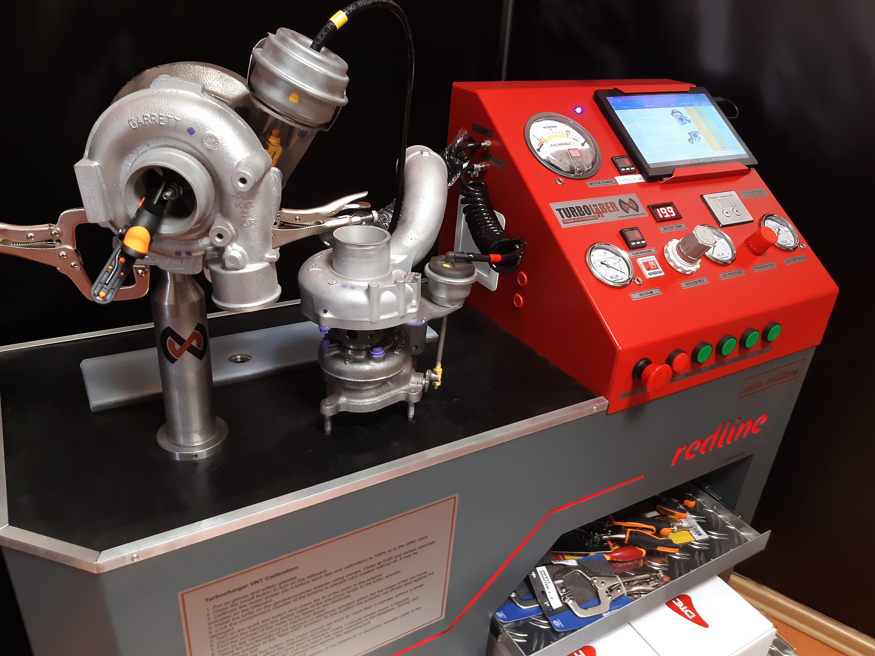 TurboLaber Redline 3011 work area and controls
